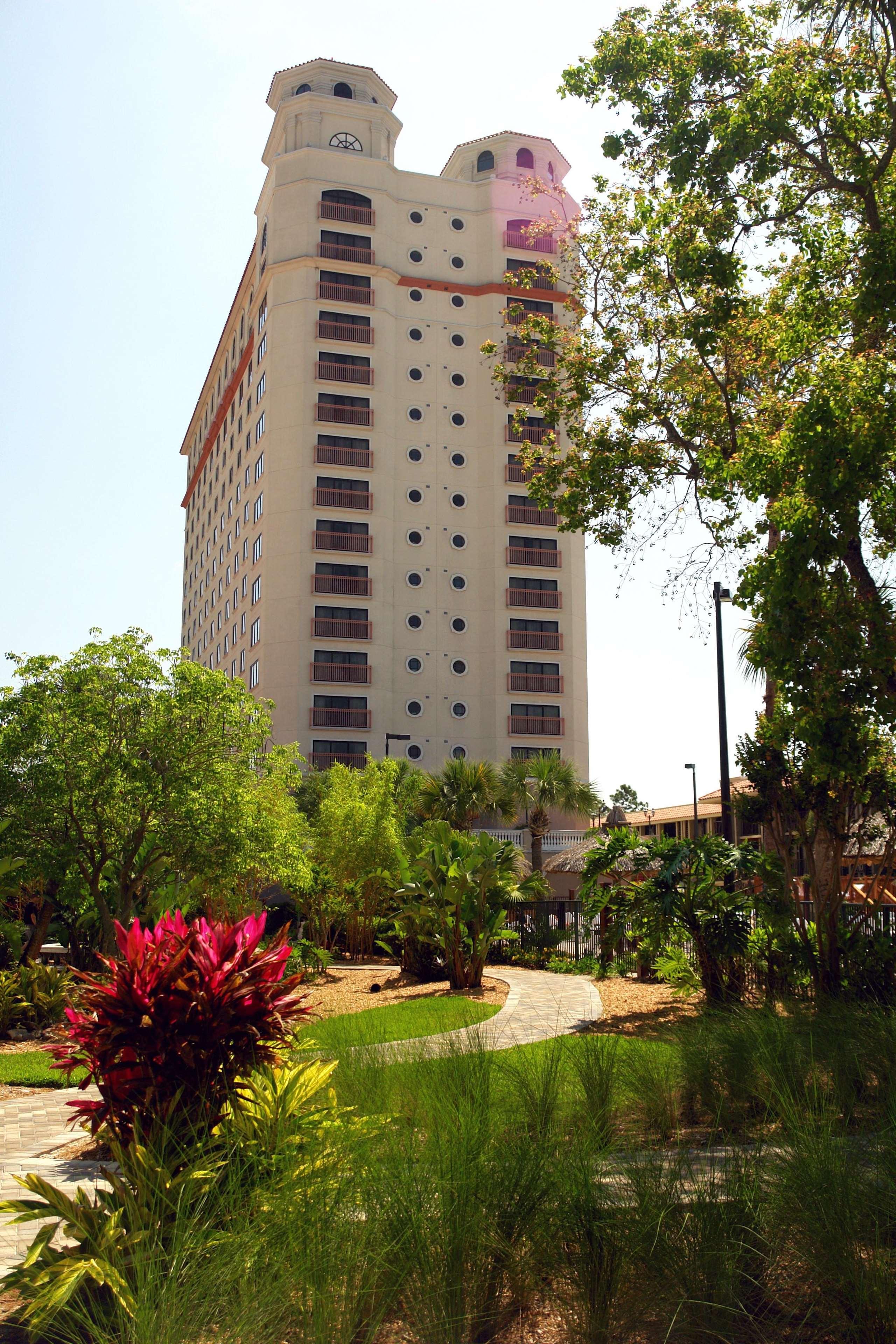Doubletree By Hilton Hotel Orlando At Seaworld Williamsburg Екстериор снимка