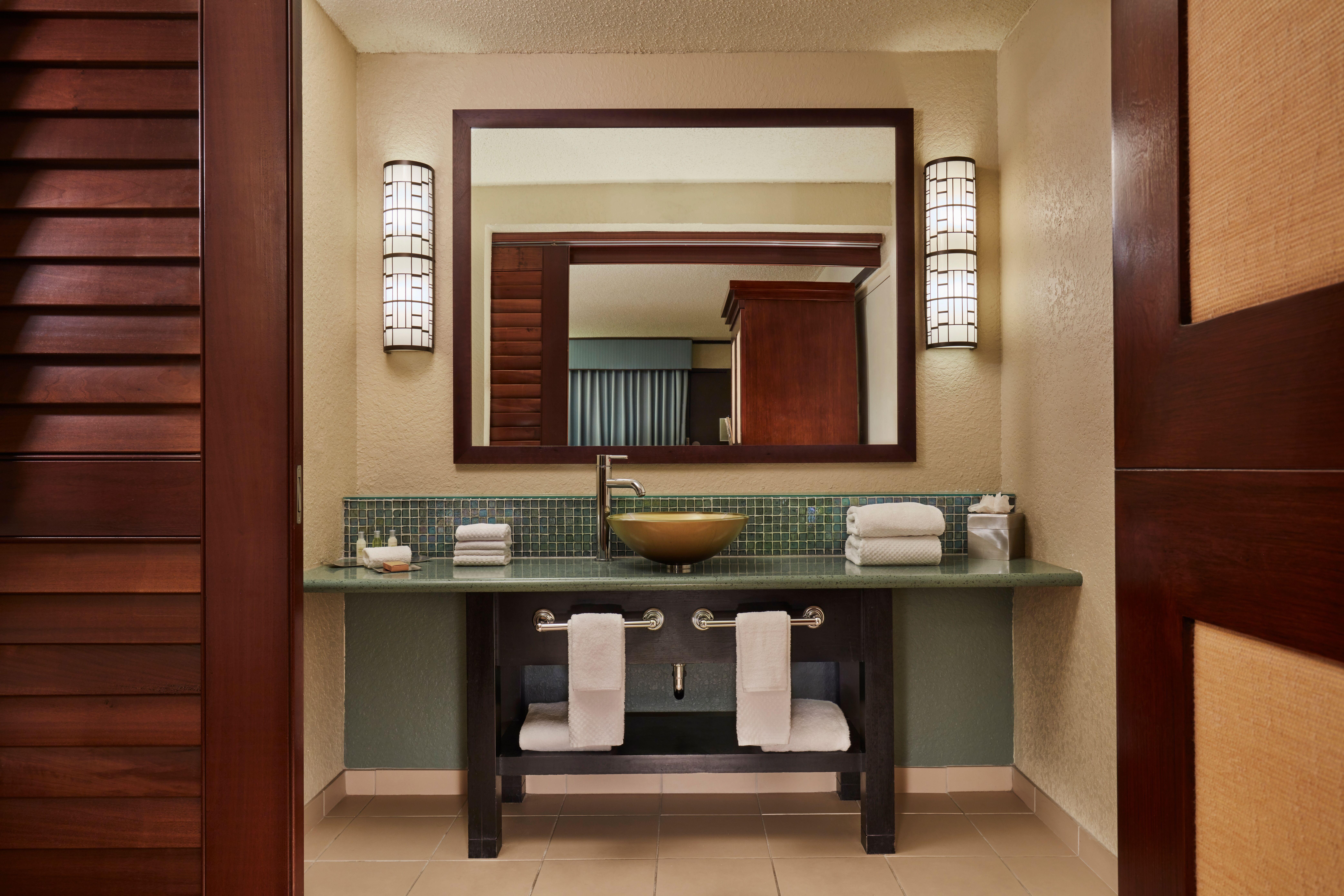 Doubletree By Hilton Hotel Orlando At Seaworld Williamsburg Екстериор снимка