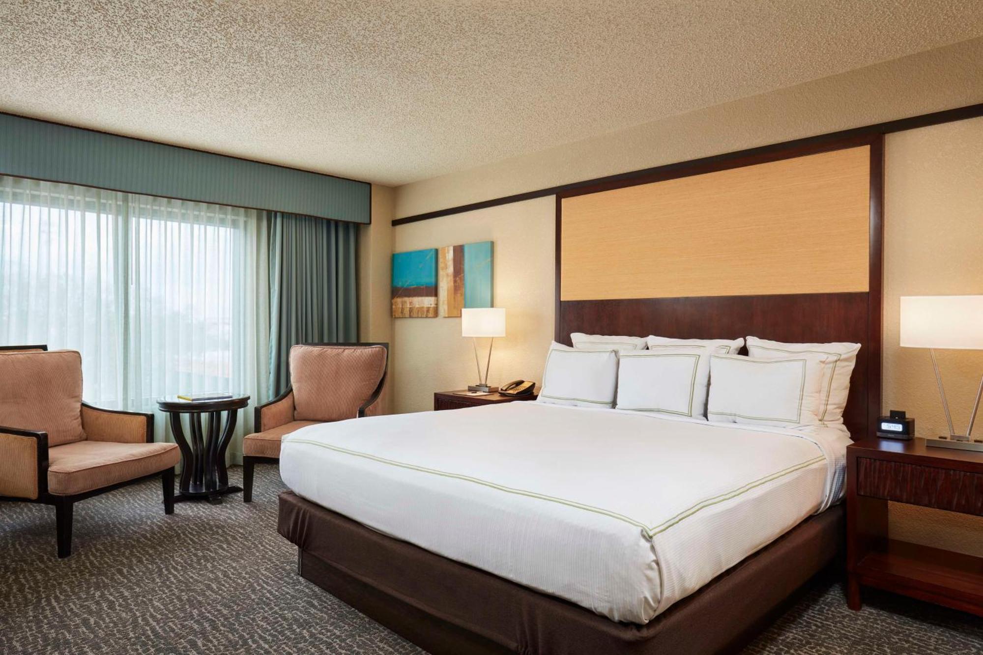 Doubletree By Hilton Hotel Orlando At Seaworld Williamsburg Екстериор снимка