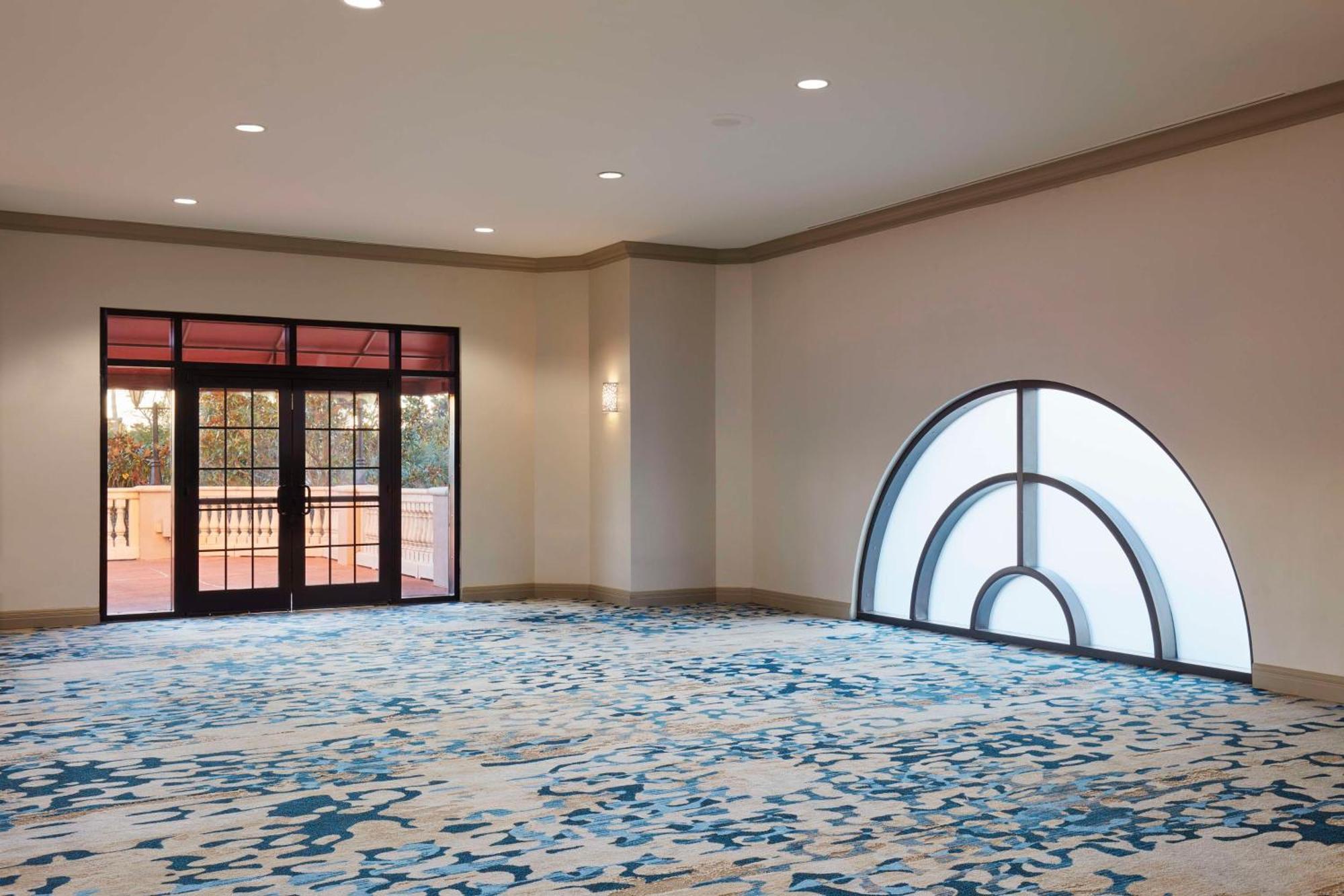 Doubletree By Hilton Hotel Orlando At Seaworld Williamsburg Екстериор снимка